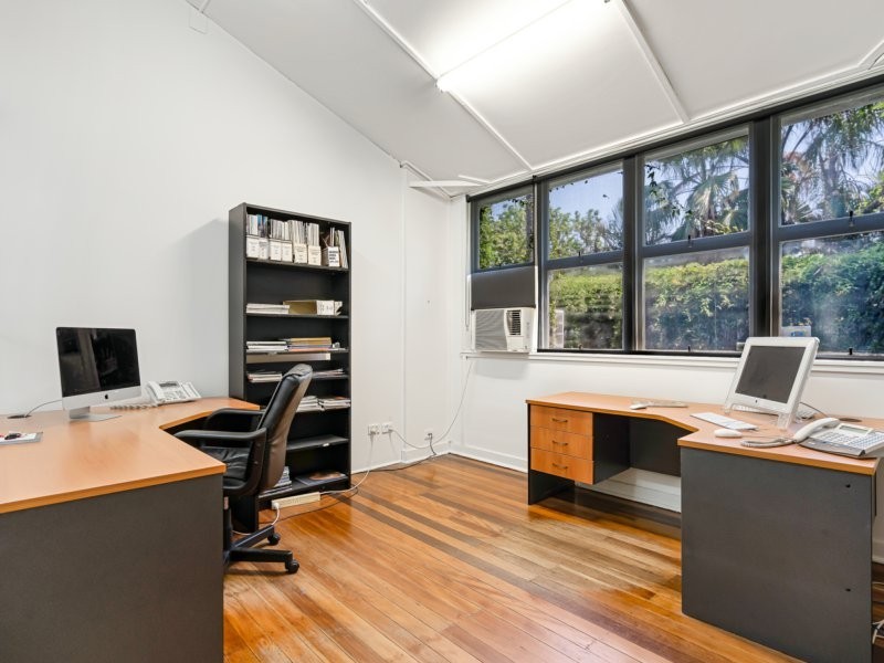 38-40 Fisher Street & 927 Stanley Street East, East Brisbane QLD 4169