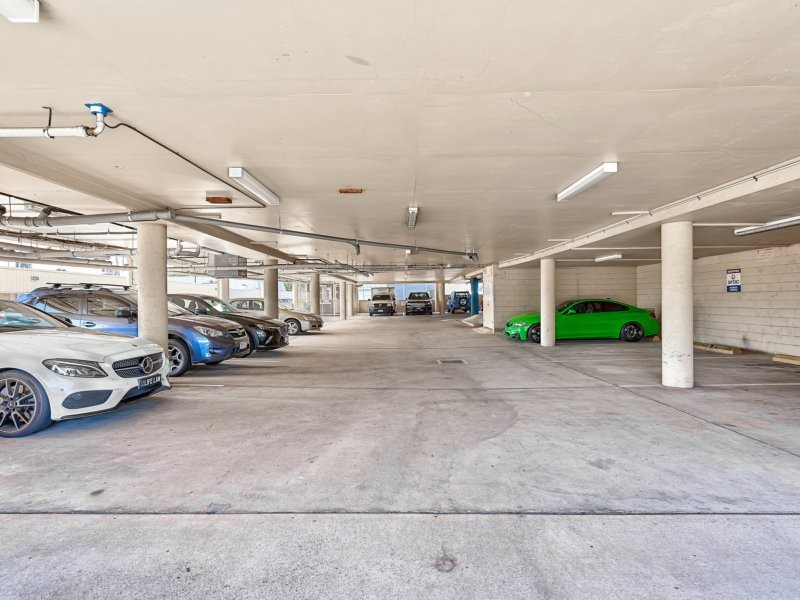 5,6,7/196 Wishart Road, Wishart QLD 4122