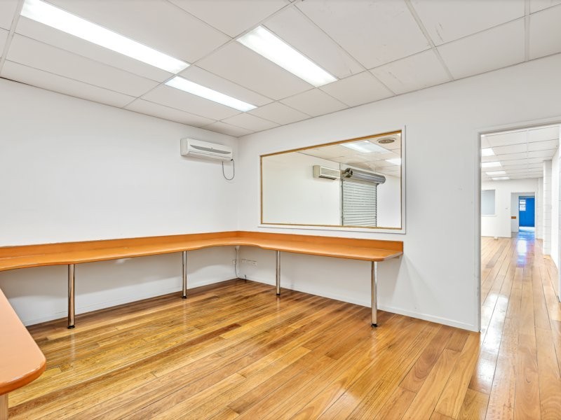 12 Ferry Road, West End QLD 4101