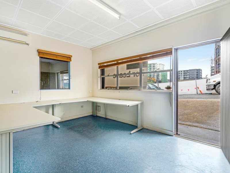 12 Ferry Road, West End QLD 4101