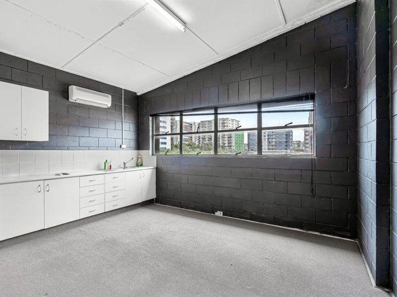 12 Ferry Road, West End QLD 4101