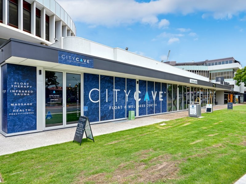 433 Logan Road, Greenslopes QLD 4120