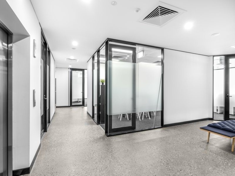 433 Logan Road, Greenslopes QLD 4120