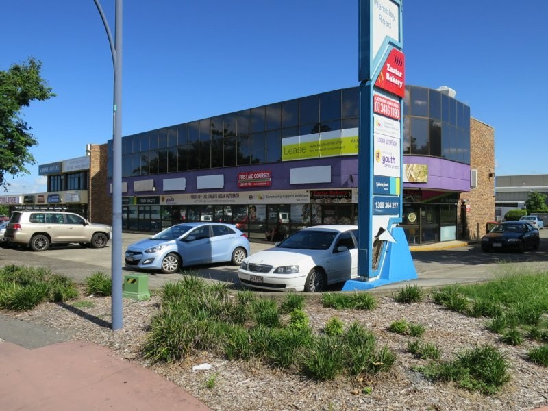 Units 7,9,10-12/84 Wembley Road, Logan Central QLD 4114