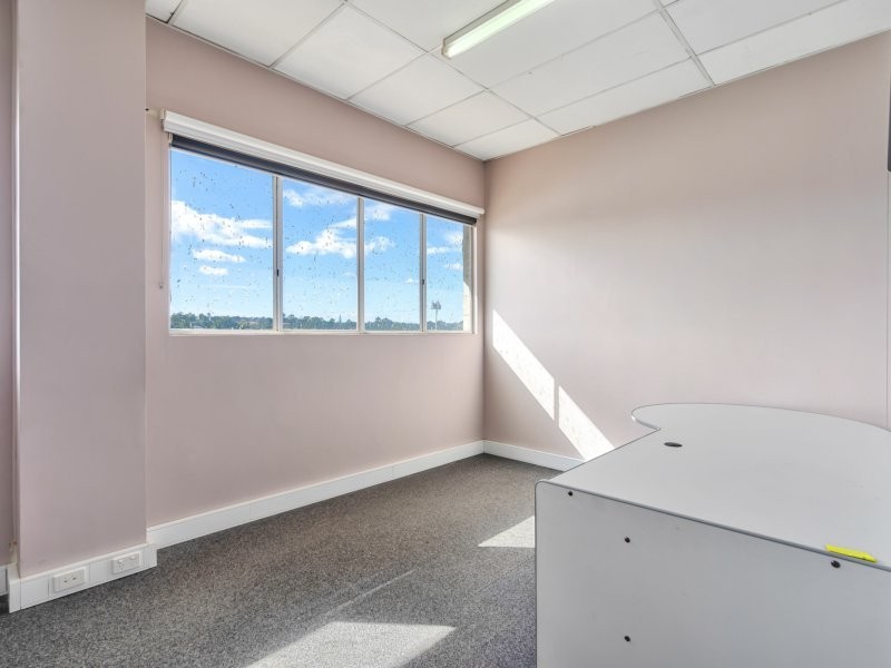Suite 9 & 11/2902 Logan Road, Underwood QLD 4119