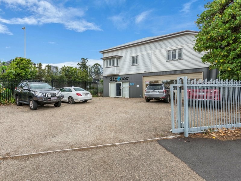 51 Edmondstone Street, South Brisbane QLD 4101