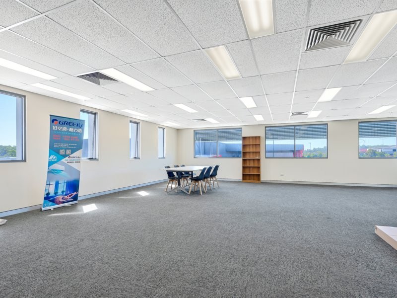 2 Siltstone Place, Berrinba QLD 4117