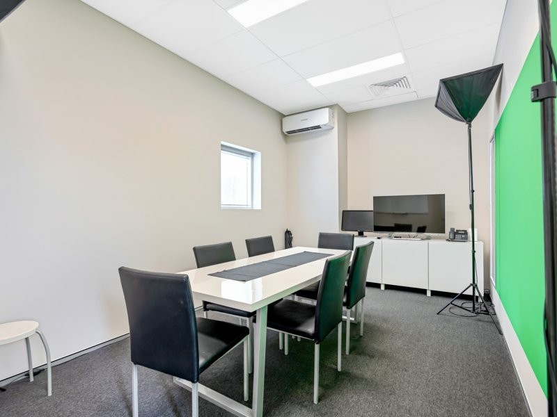 92 Cleveland Street, Greenslopes QLD 4120