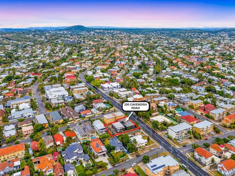 230 Cavendish Road, Coorparoo QLD 4151