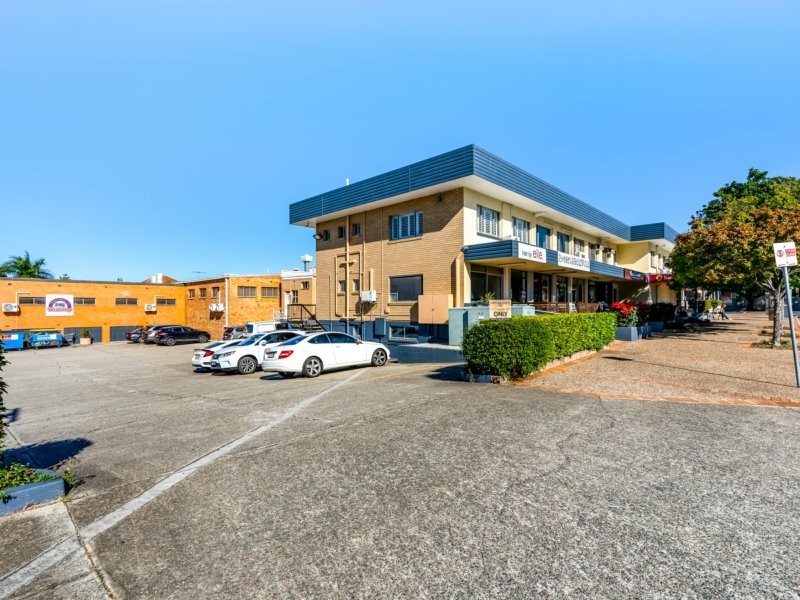 63-71 Racecourse Road, Hamilton QLD 4007