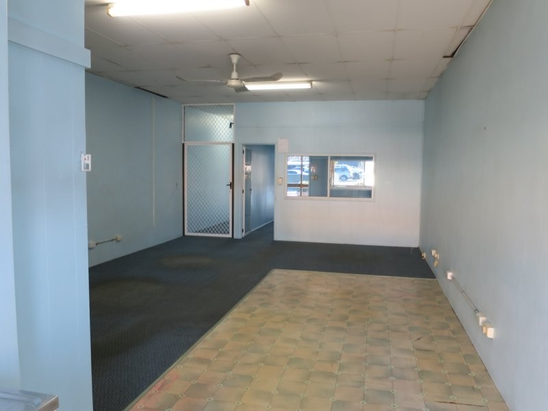 Shop 2/102-104 York Street, Beenleigh QLD 4207