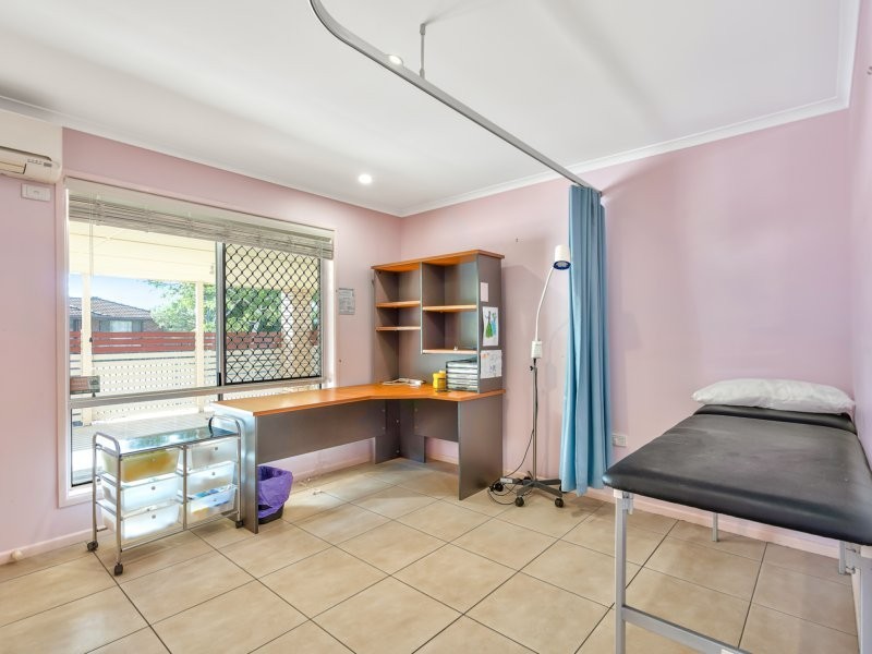 158 Warrigal Road, Runcorn QLD 4113