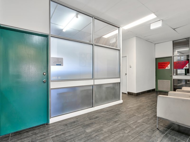 2902 Logan Road, Underwood QLD 4119