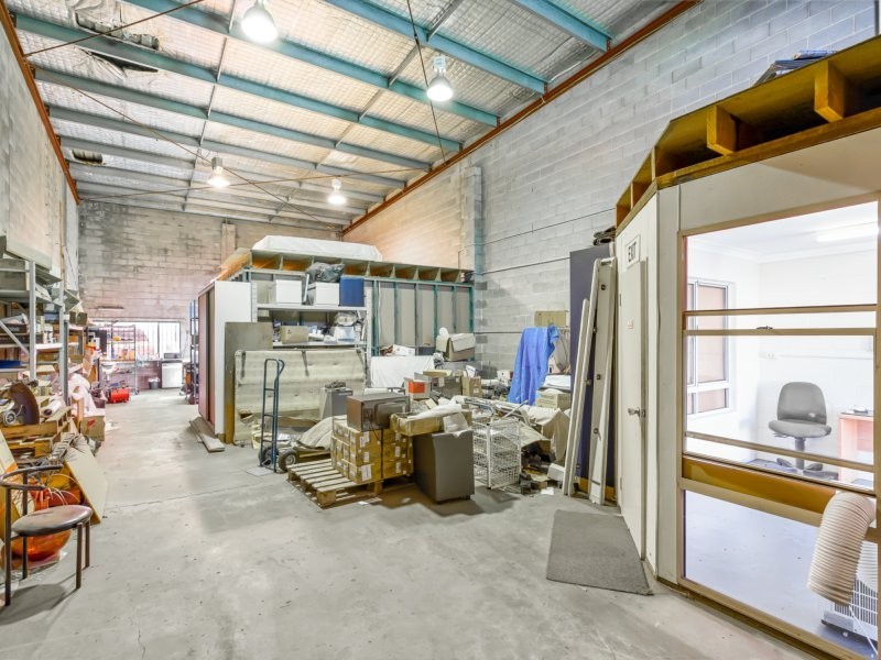 50 Neon Street, Sumner QLD 4074