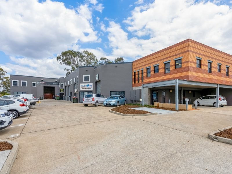 50 Neon Street, Sumner QLD 4074