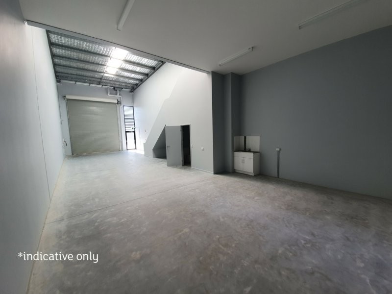 Unit 25/8 Distribution Court, Arundel QLD 4214