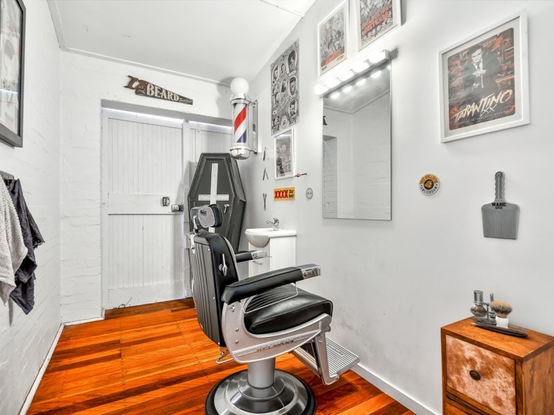 1/50 Seville Road, Holland Park QLD 4121