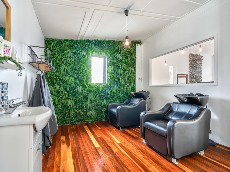 1/50 Seville Road, Holland Park QLD 4121