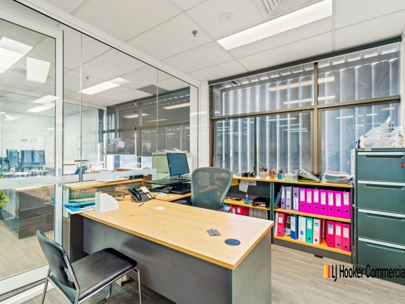 2/74-76 Magnesium Drive, Crestmead QLD 4132