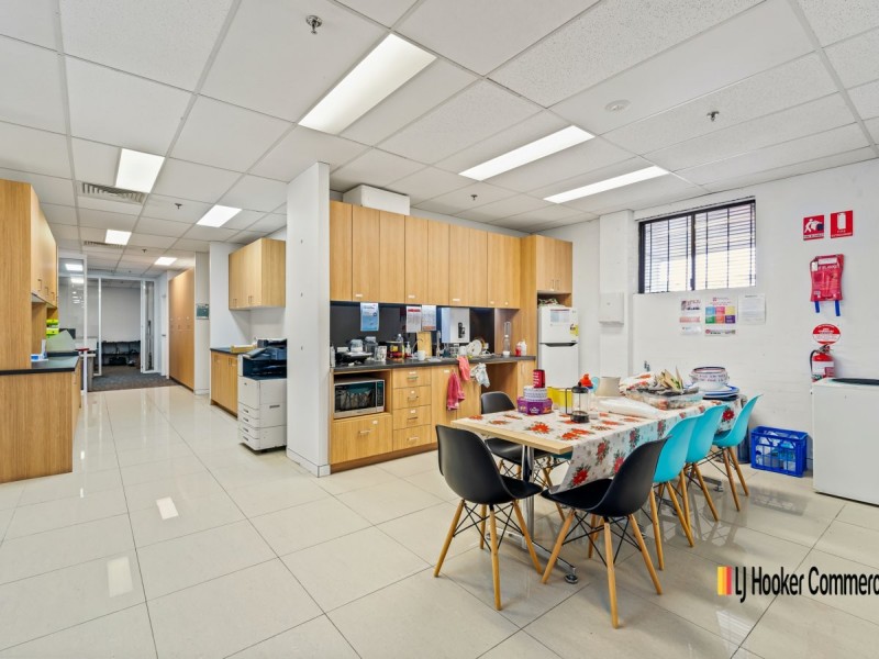 2/74-76 Magnesium Drive, Crestmead QLD 4132