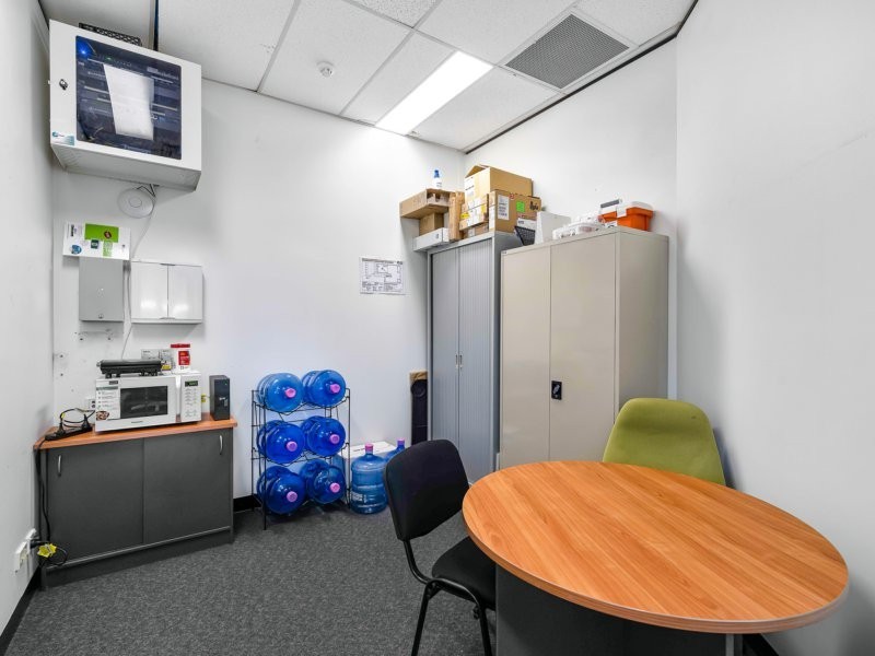 4/3974 Pacific Highway, Loganholme QLD 4129