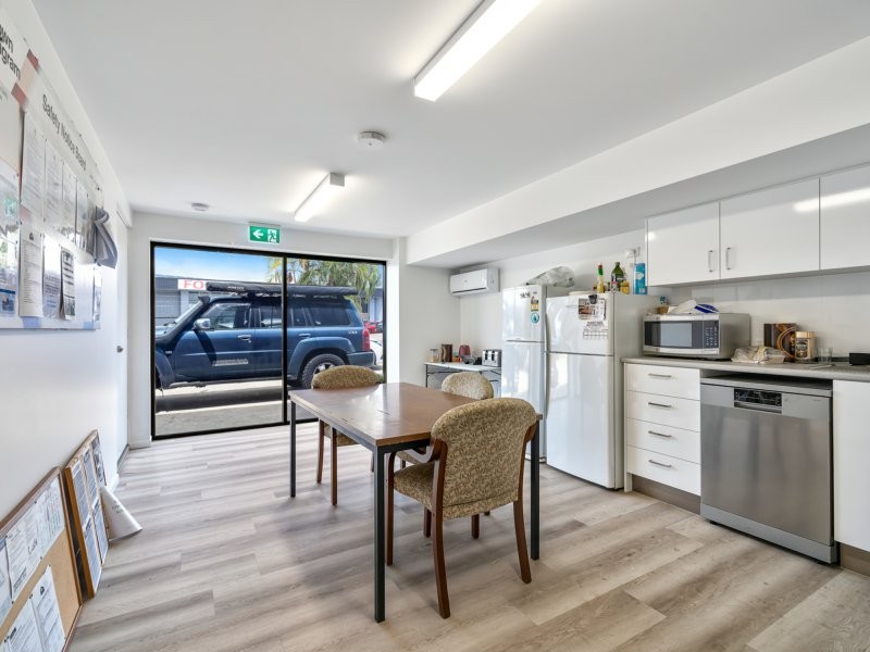 4 Dan Street, Slacks Creek QLD 4127
