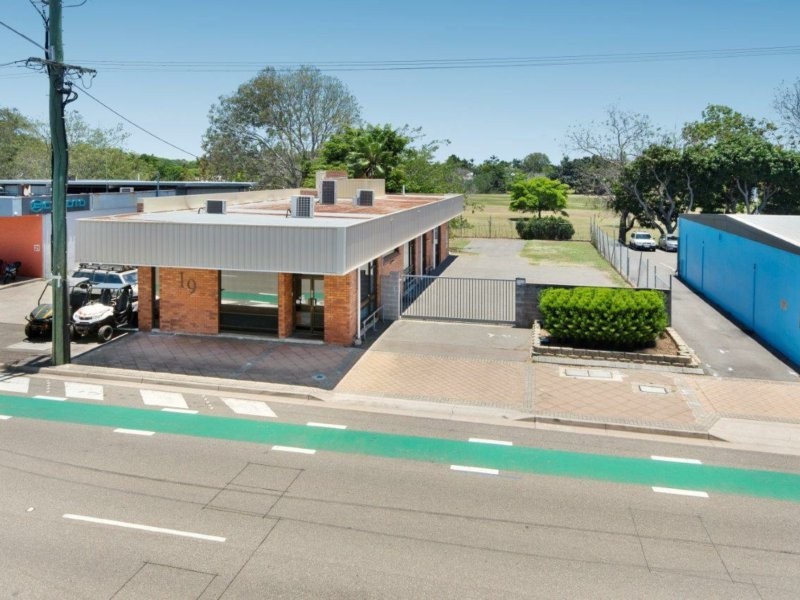 19 Ross River Road, Mysterton QLD 4812