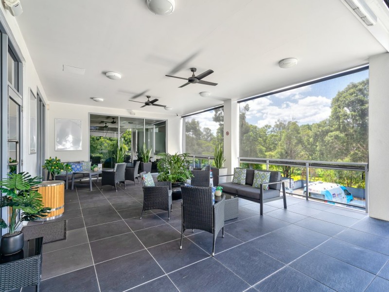 3994 Pacific Highway, Springwood QLD 4127