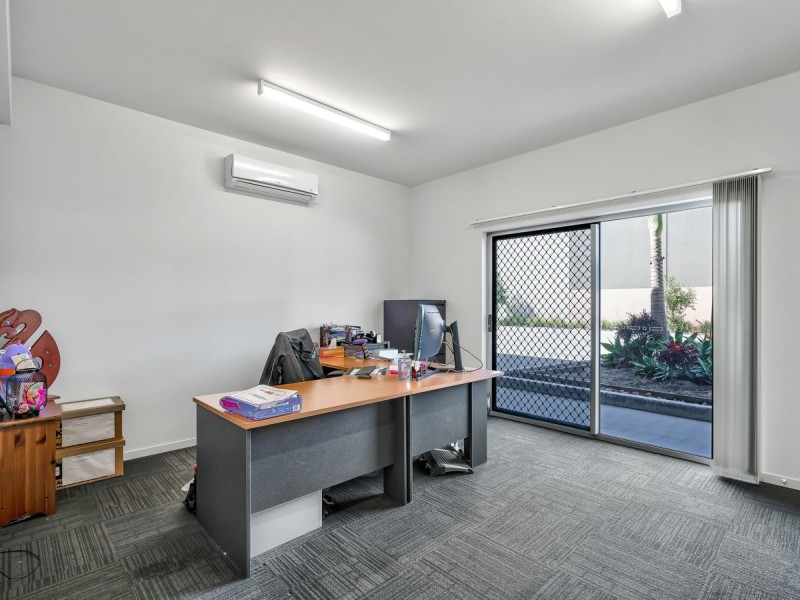 4/31 Henry Street, Loganholme QLD 4129
