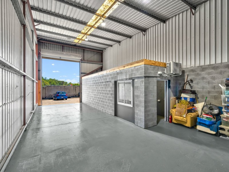 2/103 Harburg Drive, Beenleigh QLD 4207