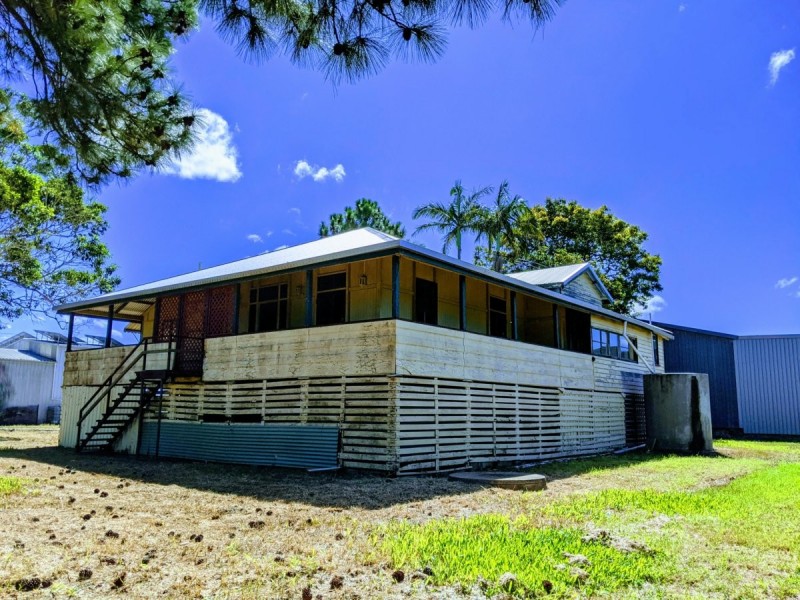 4 Cooks Road, Woongoolba QLD 4207