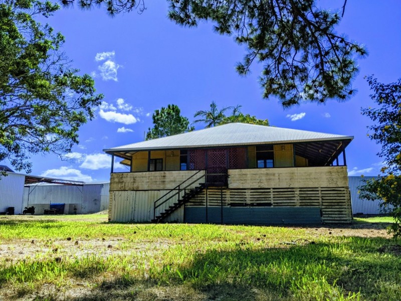 4 Cooks Road, Woongoolba QLD 4207