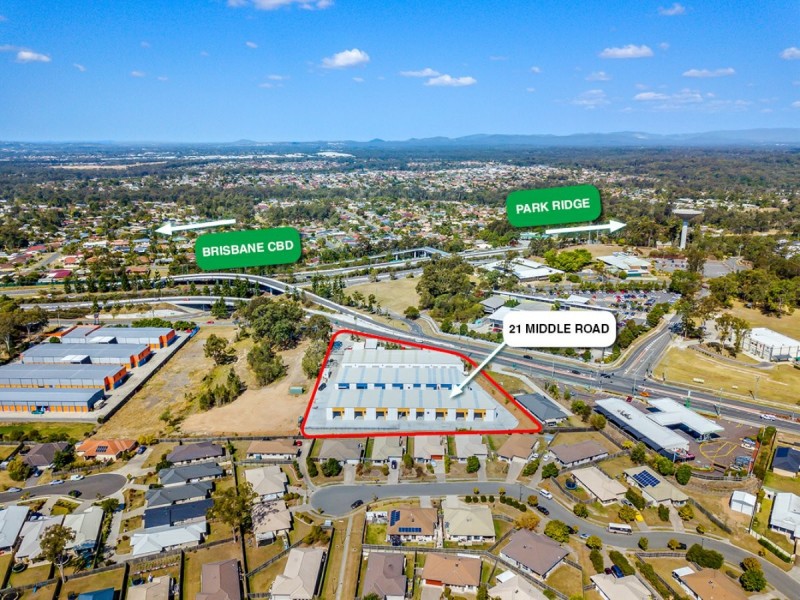 21 Middle Road, Hillcrest QLD 4118