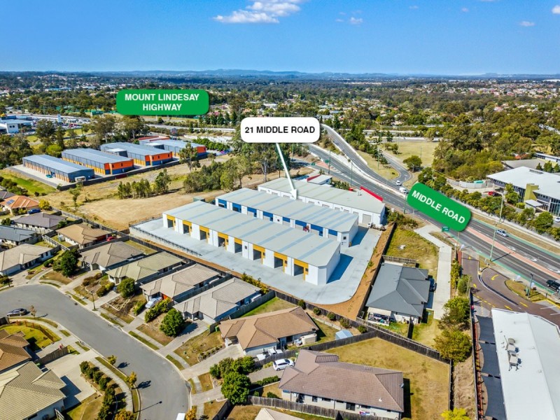 21 Middle Road, Hillcrest QLD 4118