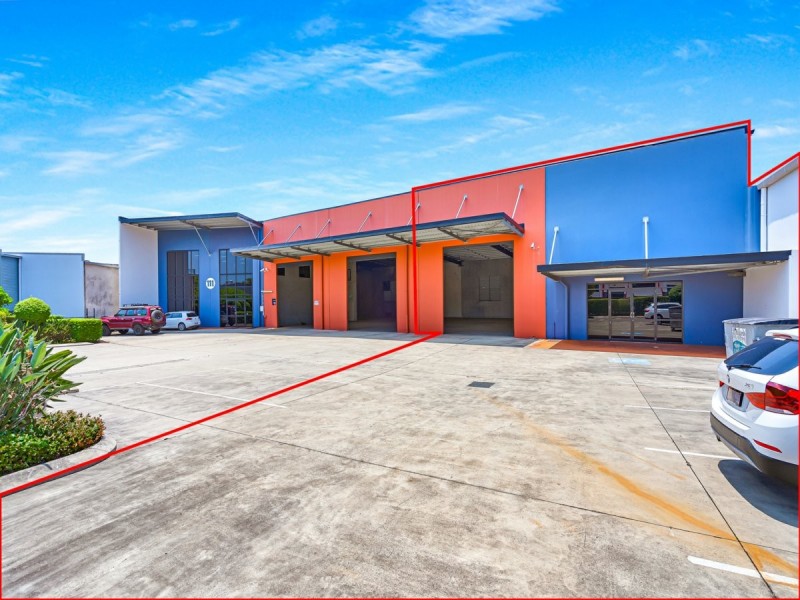 111 Gardens Drive, Willawong QLD 4110