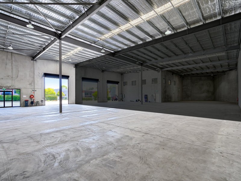 111 Gardens Drive, Willawong QLD 4110