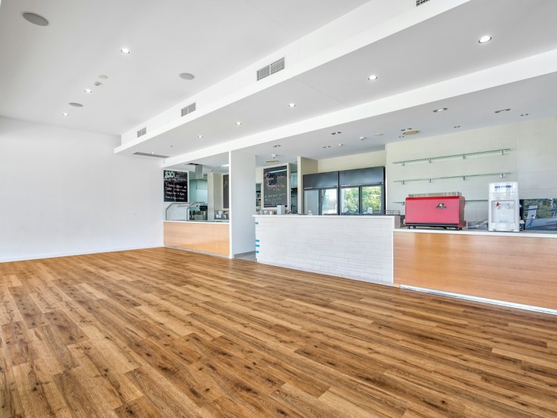 2/101 Clarence Road, Indooroopilly QLD 4068