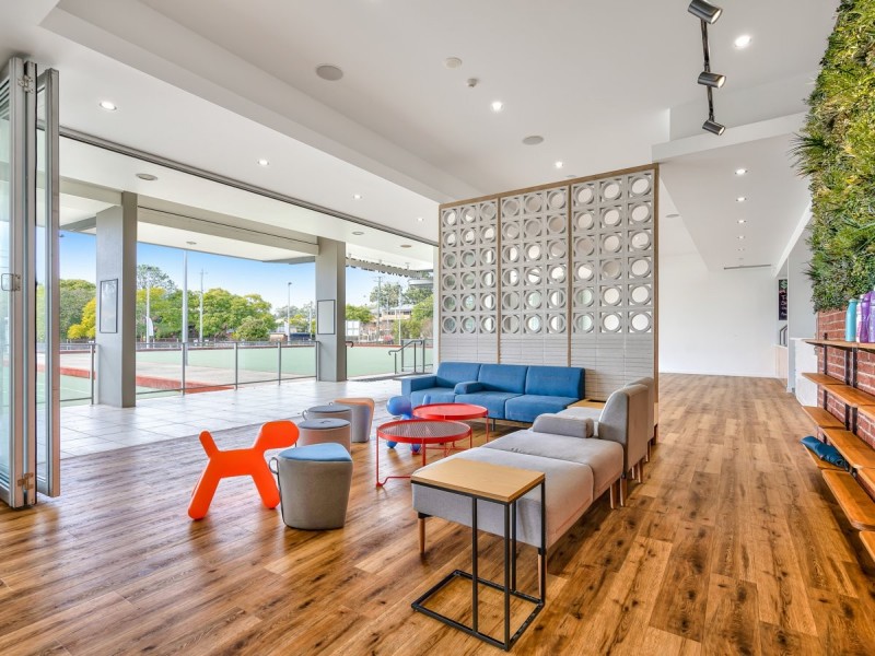 2/101 Clarence Road, Indooroopilly QLD 4068