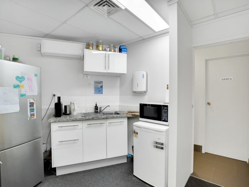 1/61 Holdsworth Street, Coorparoo QLD 4151