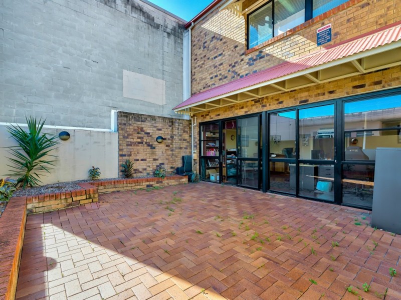 1/16 Vanessa Boulevard, Springwood QLD 4127