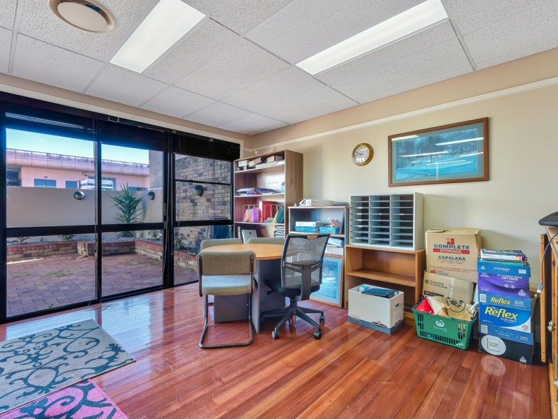 1/16 Vanessa Boulevard, Springwood QLD 4127