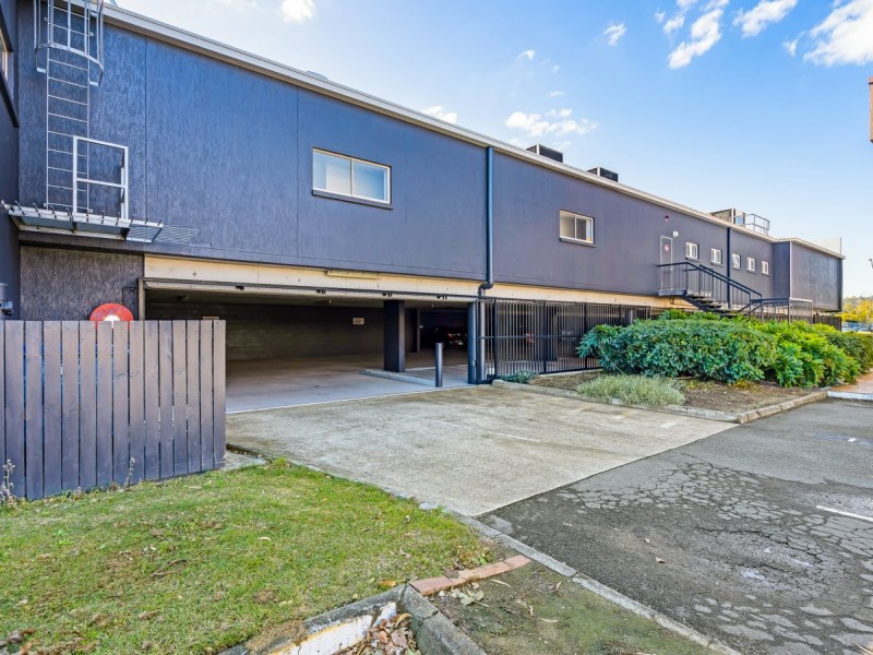 4 Mandew Street, Shailer Park QLD 4128