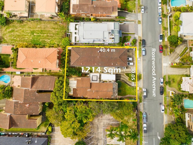 11-13 Rosewood Avenue, Broadbeach QLD 4218