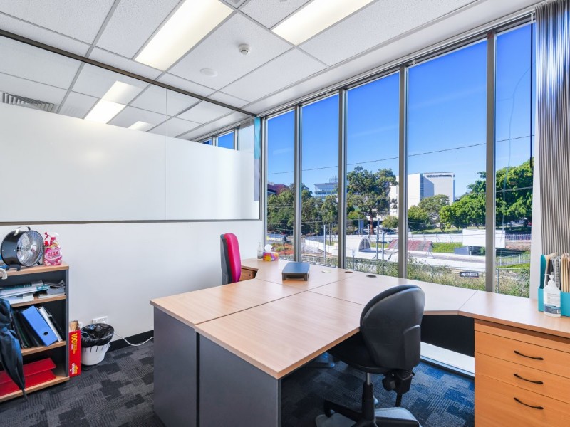 252 Annerley Road, Dutton Park QLD 4102