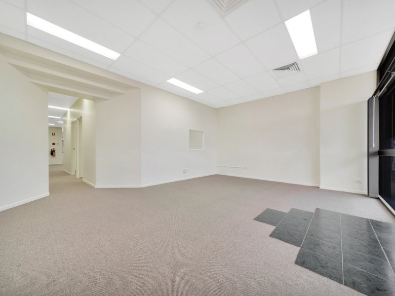 1/12 Tolmer Place, Springwood QLD 4127