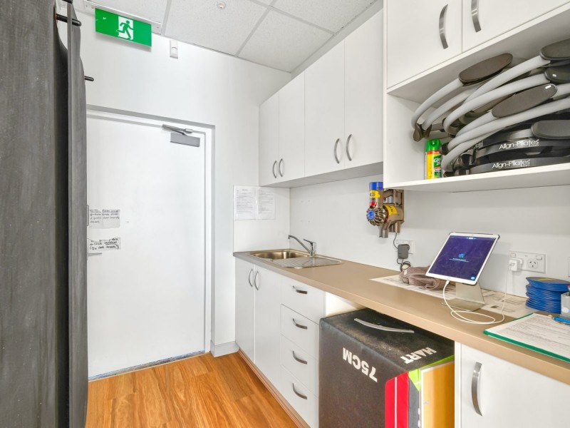 193 Cavendish Road, Coorparoo QLD 4151