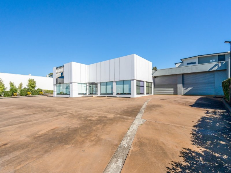 1291 Logan Road, Mount Gravatt QLD 4122