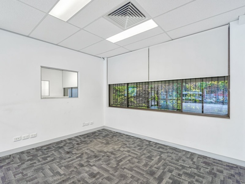 1291 Logan Road, Mount Gravatt QLD 4122