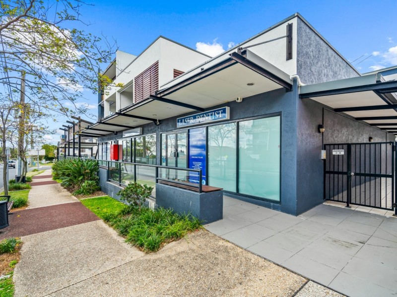 154 Cavendish Road, Coorparoo QLD 4151