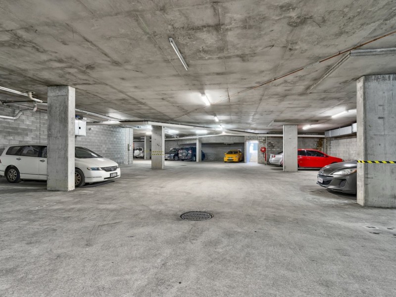 154 Cavendish Road, Coorparoo QLD 4151